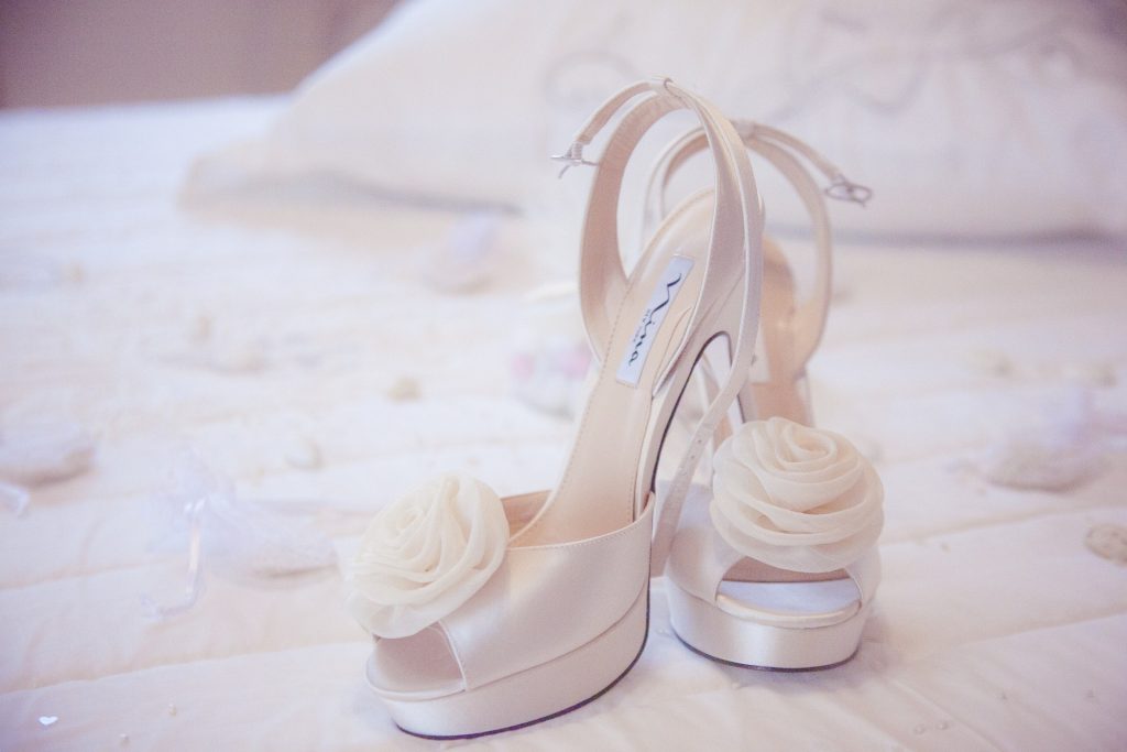 giày cô dâu