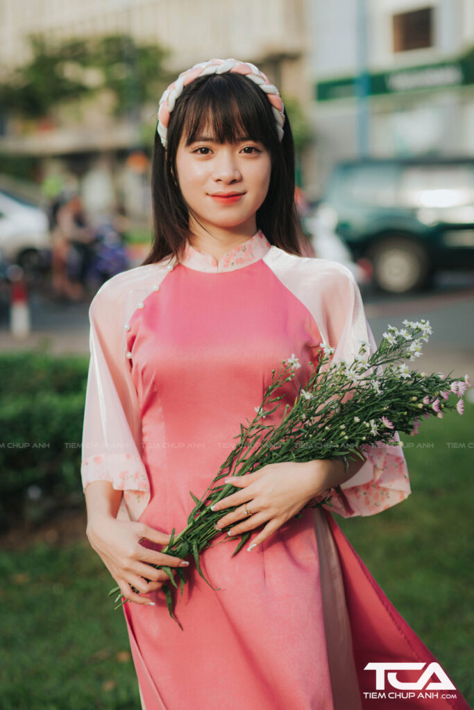 Dịch vụ chụp hình áo dài đẹp ở đâu tại TP HCM - TOP STUDIO REVIEWS UY TÍN  HÀNG ĐẦU VIỆT NAM
