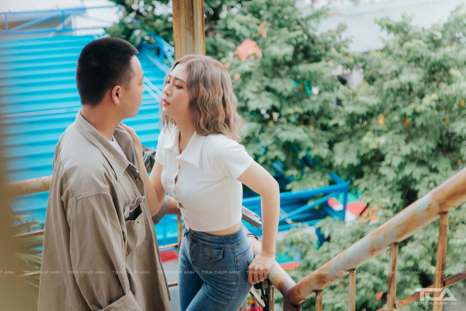 chụp hình kỷ niệm ngày cưới