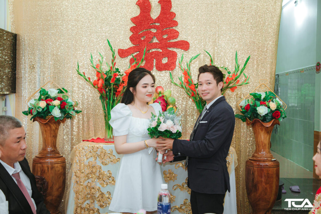 chụp ảnh ngày cưới truyền thống