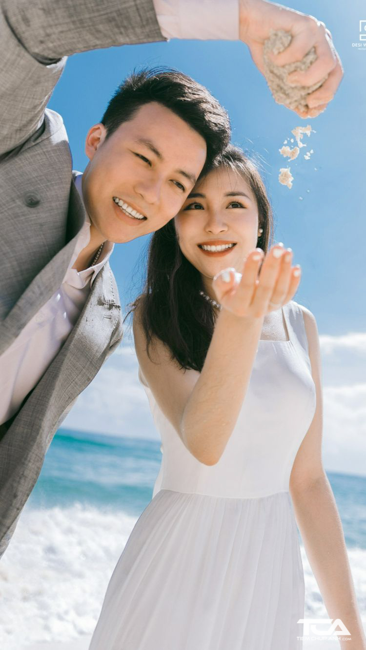 các kiểu chụp hình đi biển đẹp