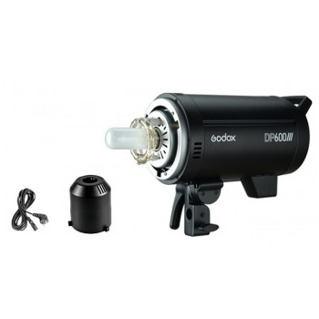 FLASH GODOX DP600 III