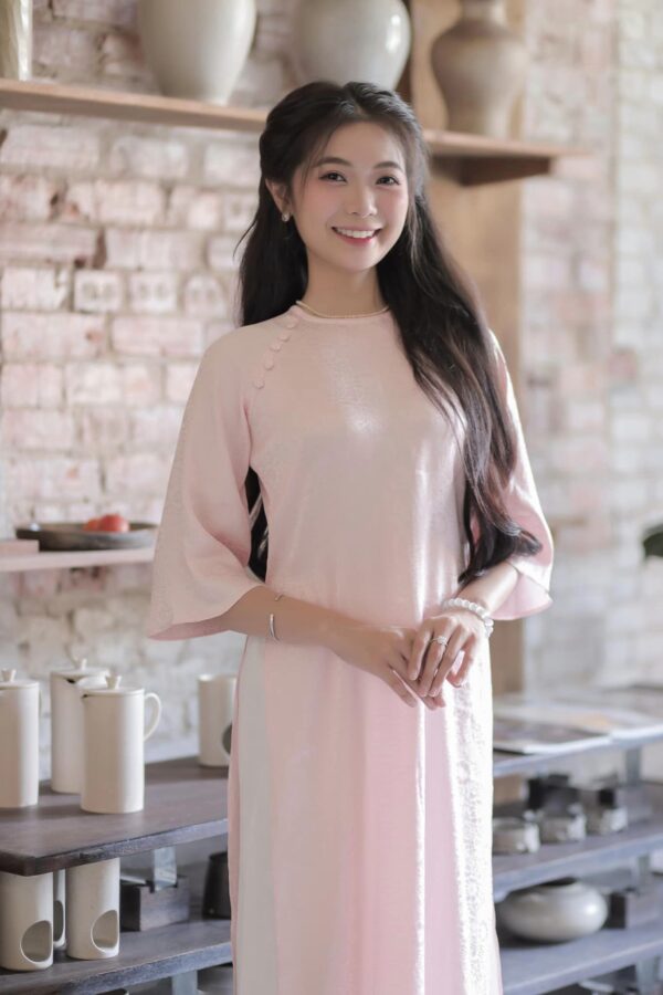 Thuê áo dài tết