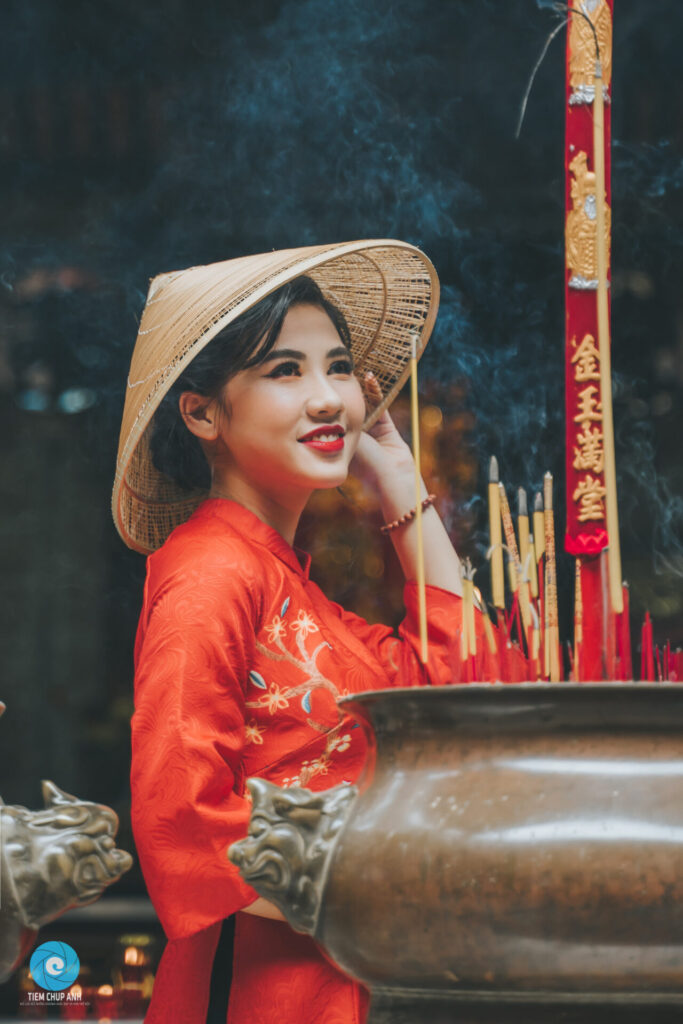 ảnh chụp áo dài tết đẹp