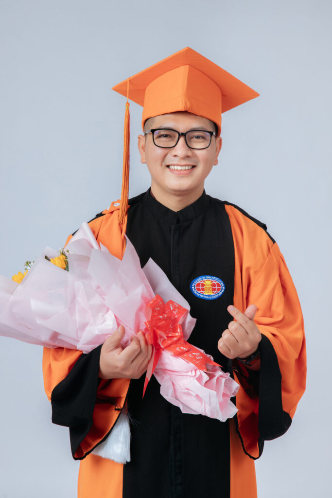thuê trang phục chụp kỷ yếu