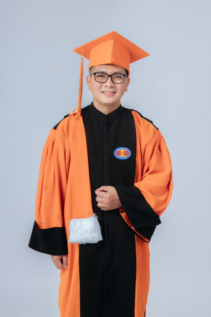cho thuê trang phục kỷ yếu
