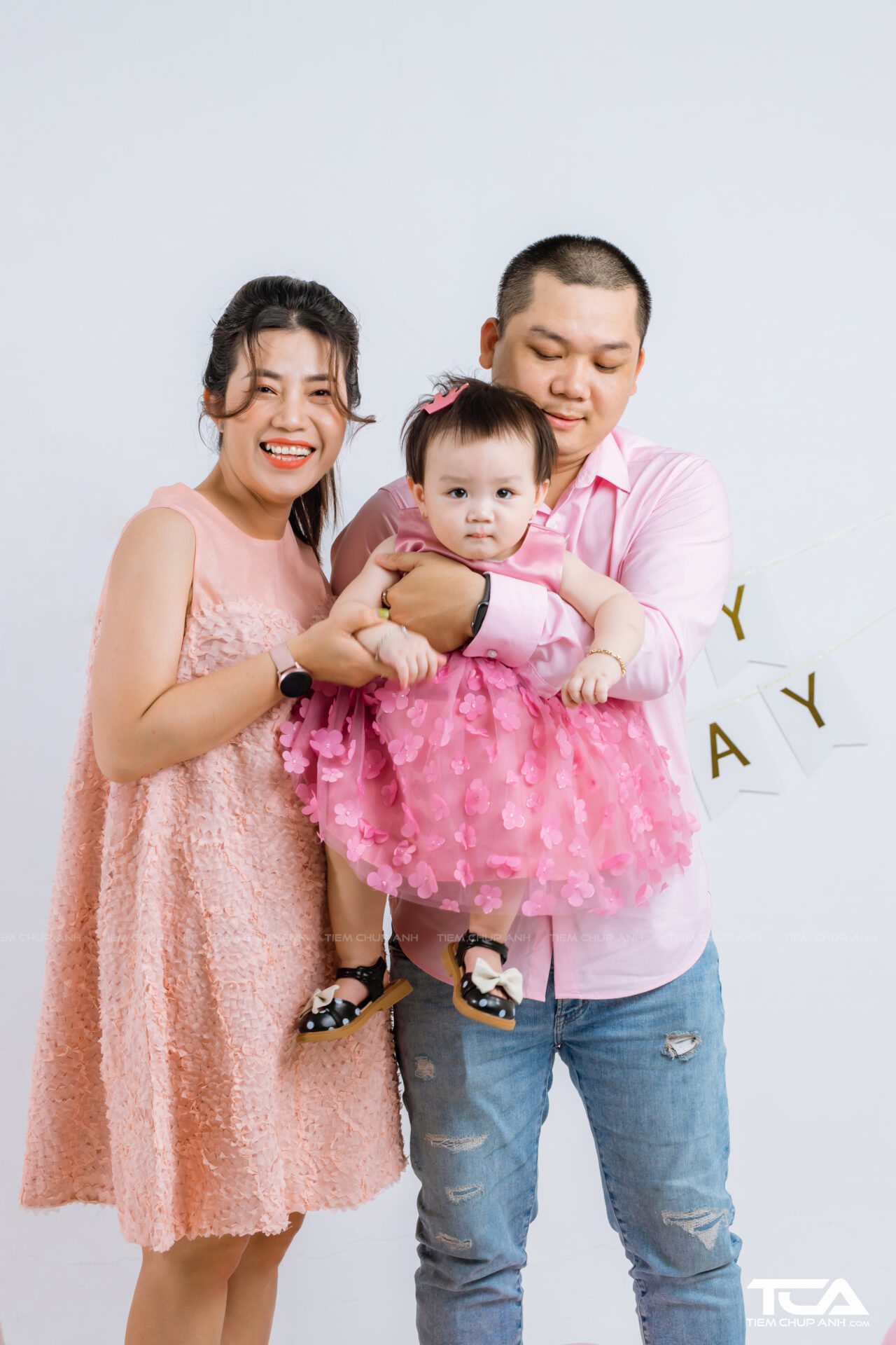 ảnh bé trai 2 tuổi