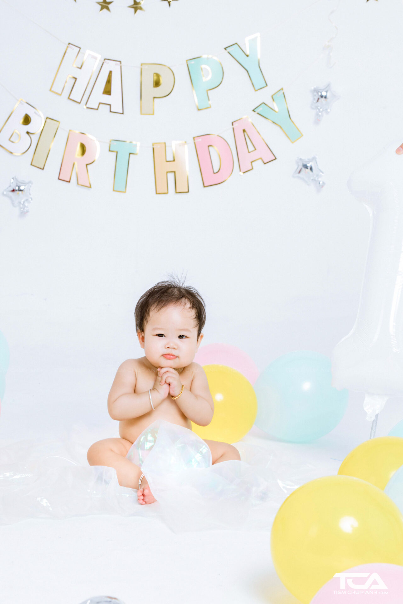 ý tưởng chụp ảnh cho bé gái 1 tuổi