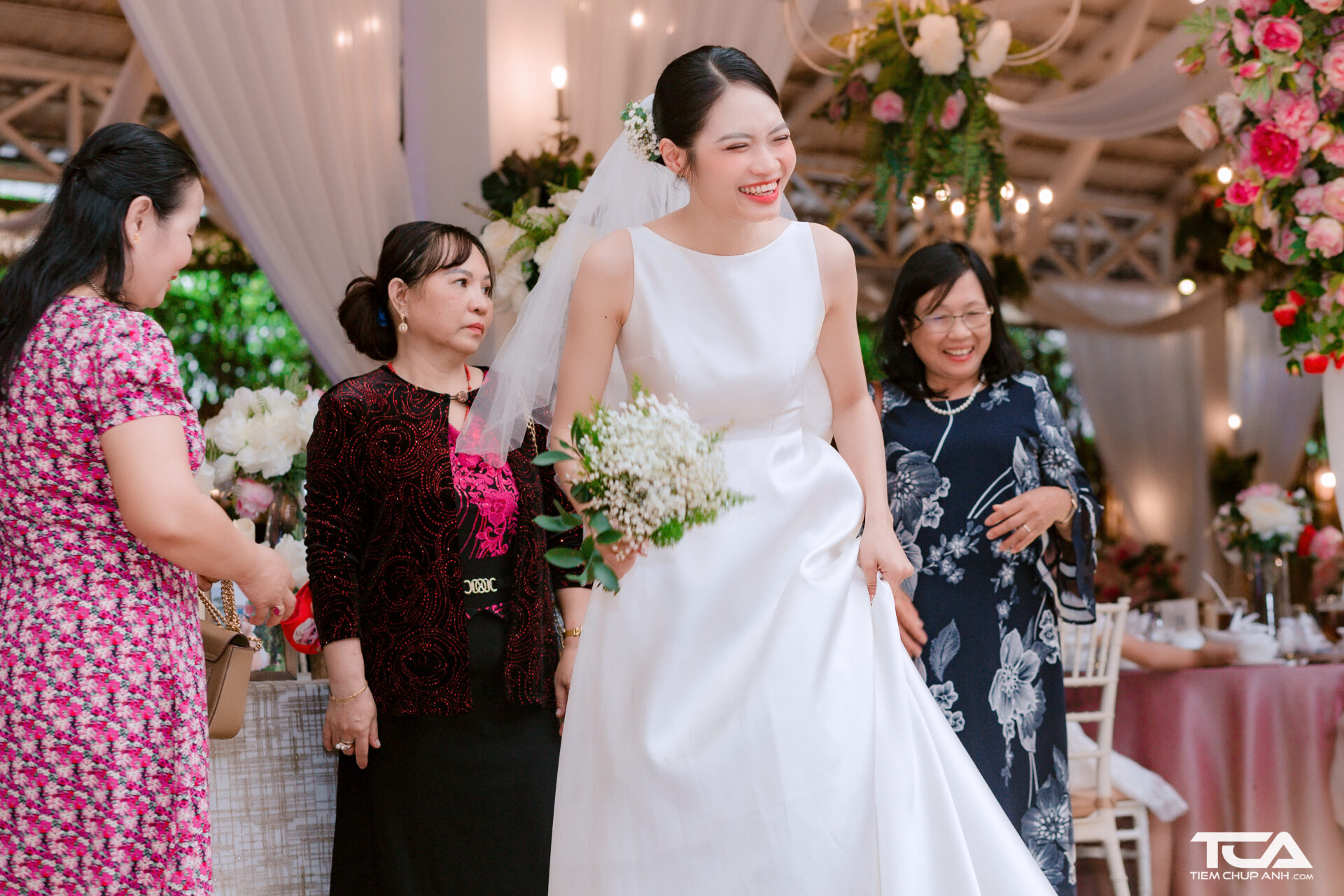 dịch vụ chụp ảnh ngày cưới