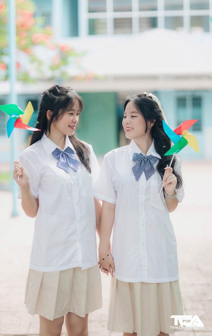 ảnh nhóm 4 người anime