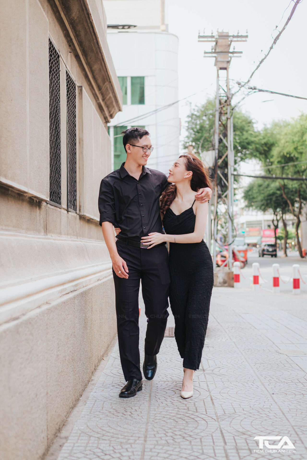 chụp hình cùng người yêu