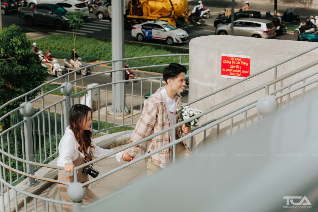 mẫu chụp ảnh với người yêu