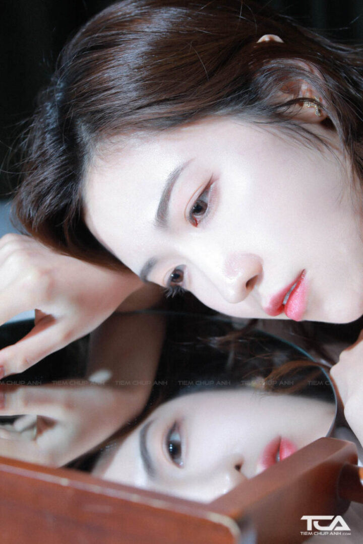chụp qua gương