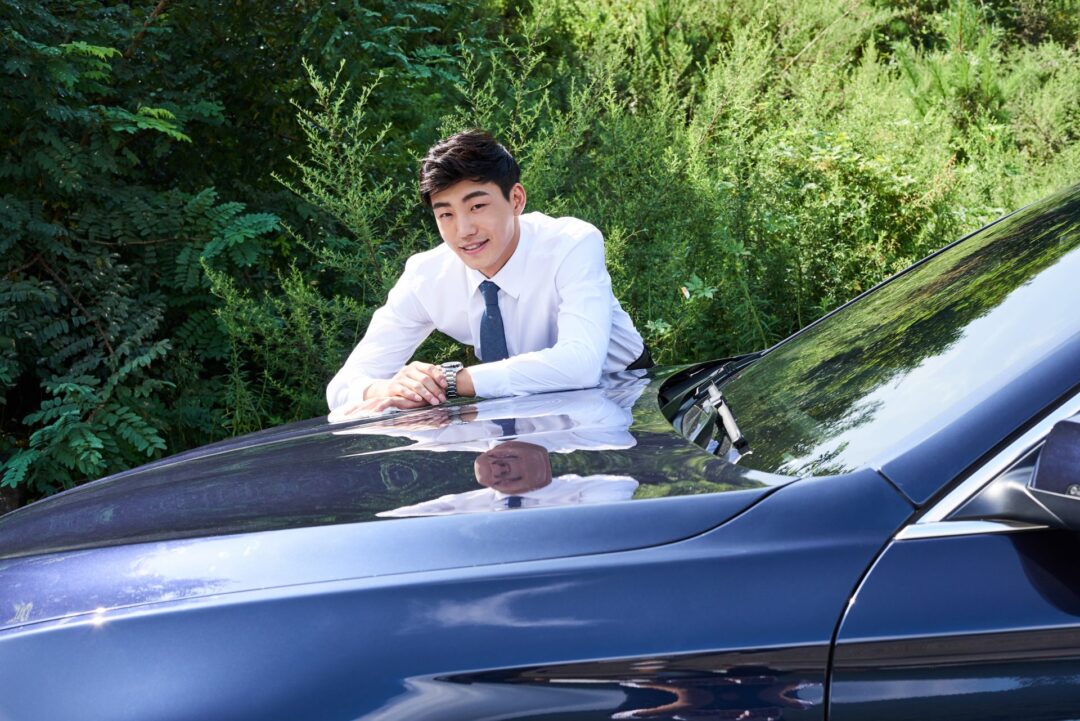 chụp ảnh với xe ô tô