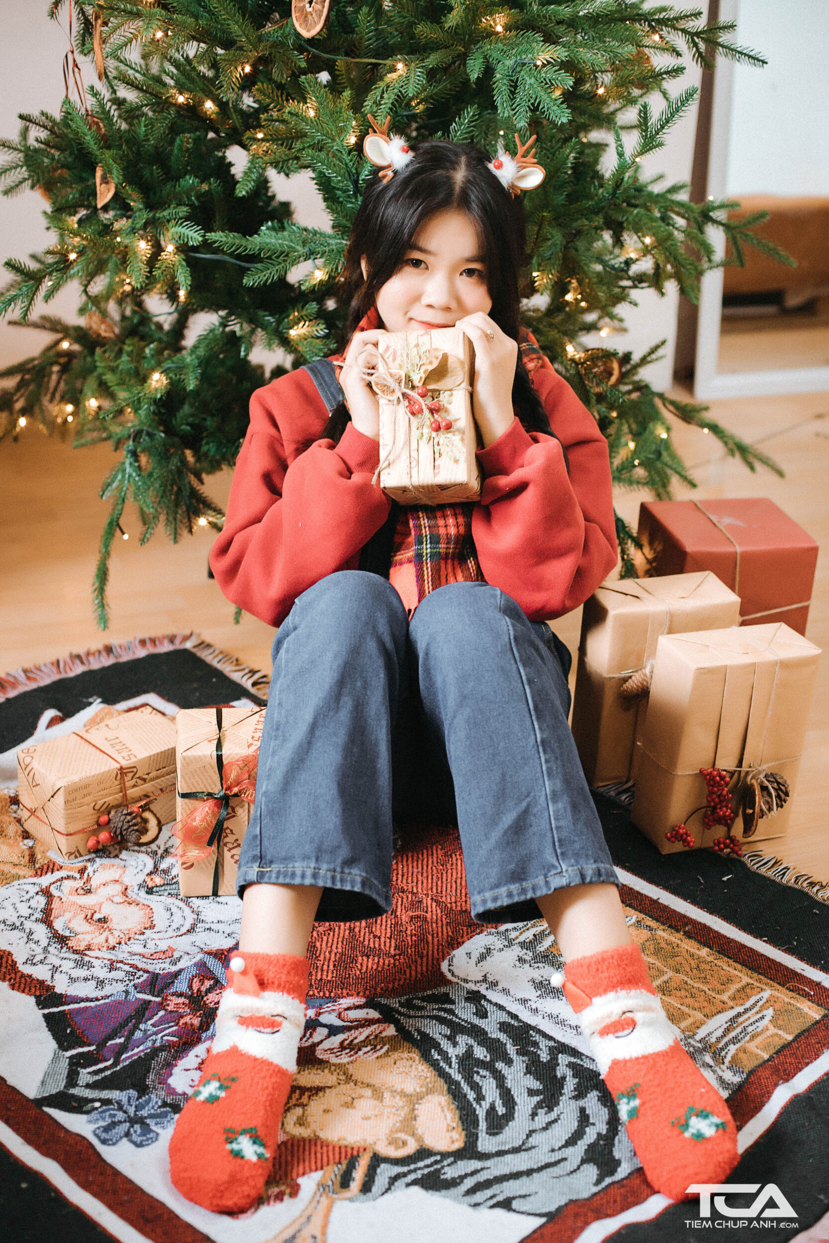cách chụp với cây thông noel