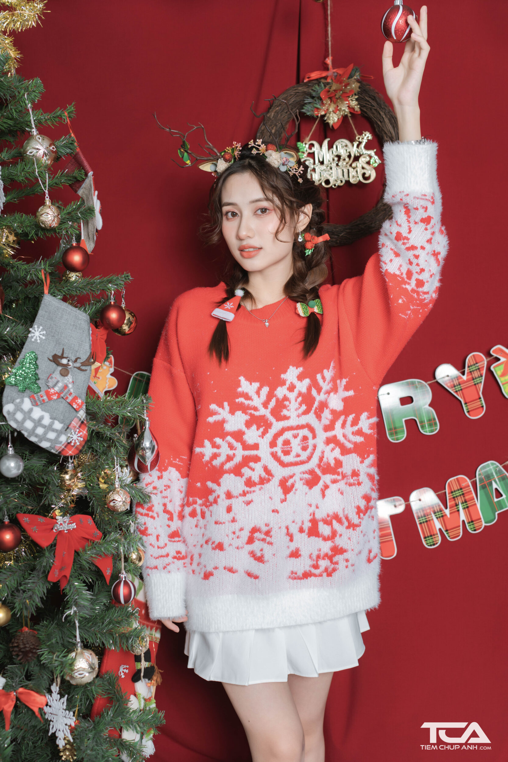 cách chụp hình với cây thông noel
