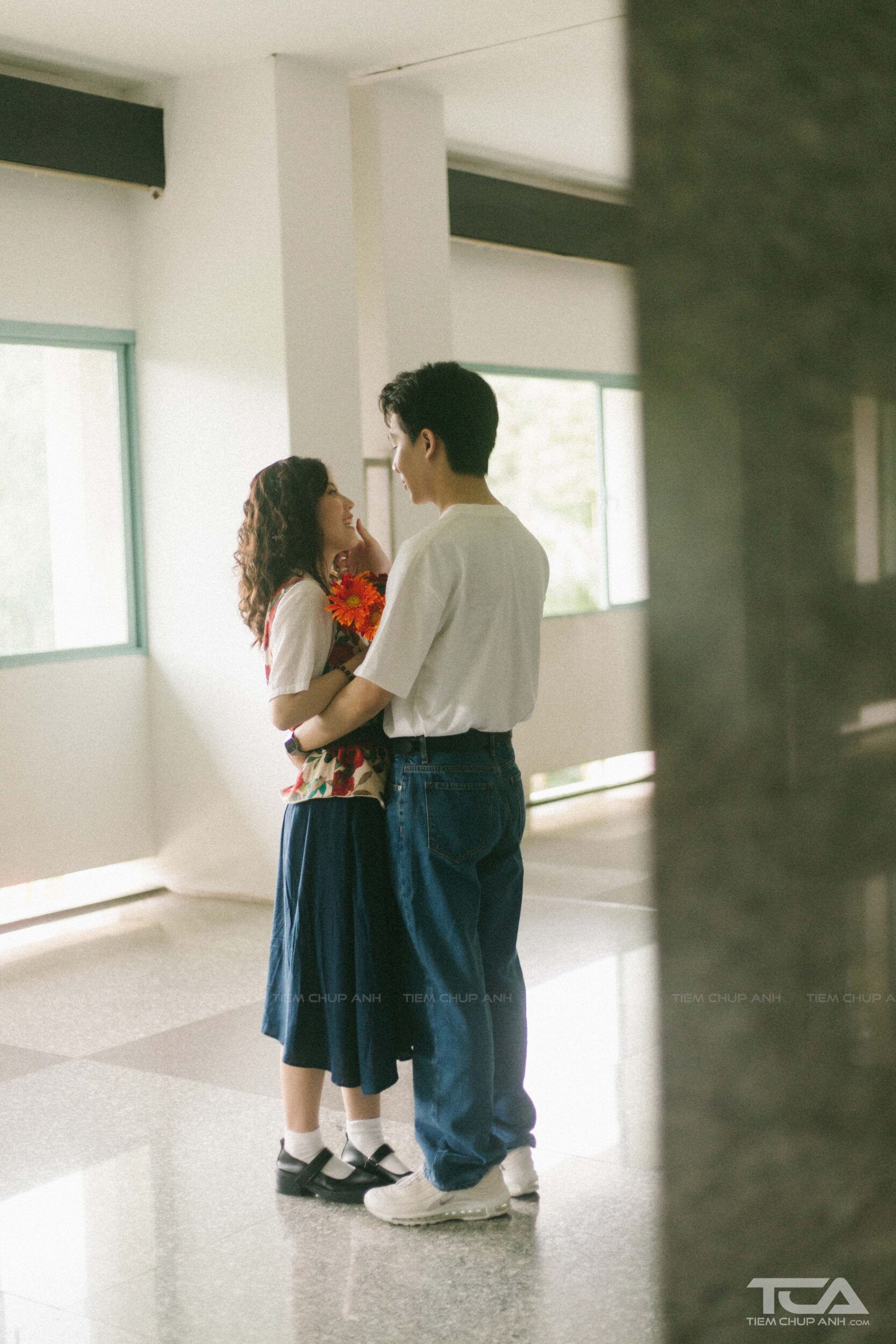các tư thế chụp ảnh đôi đẹp