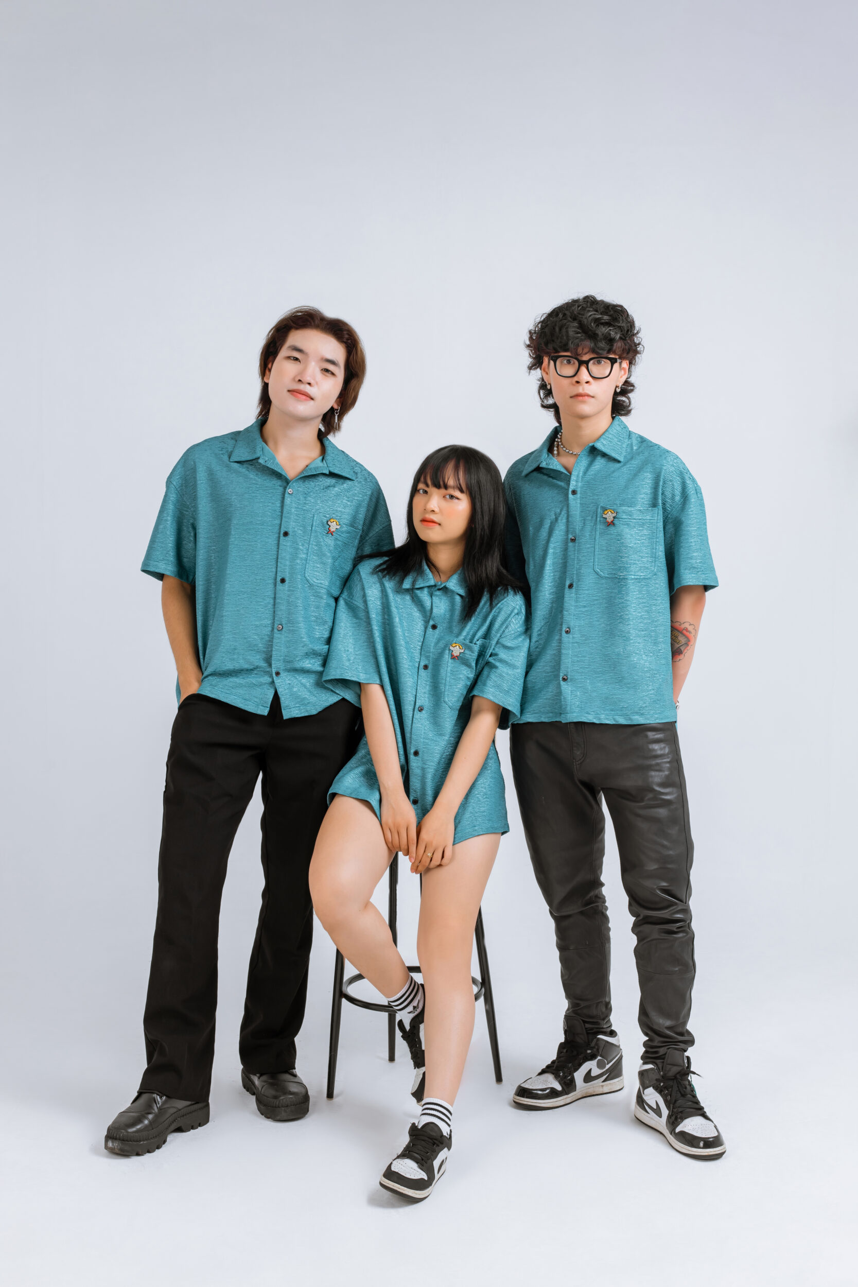 chụp ảnh nhóm 3 người chất