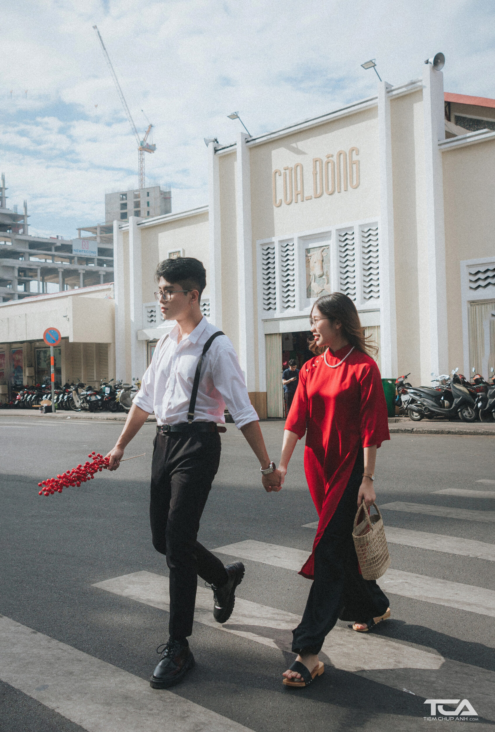 cách tạo dáng chụp ảnh tết