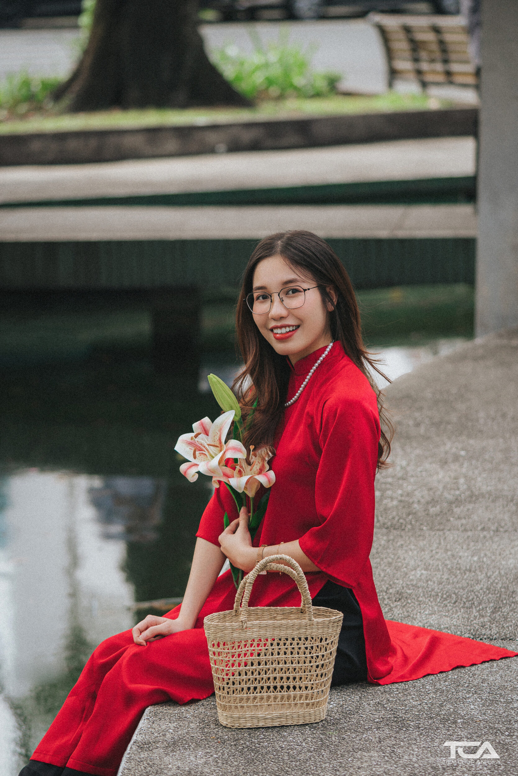 dáng chụp ảnh tết đẹp