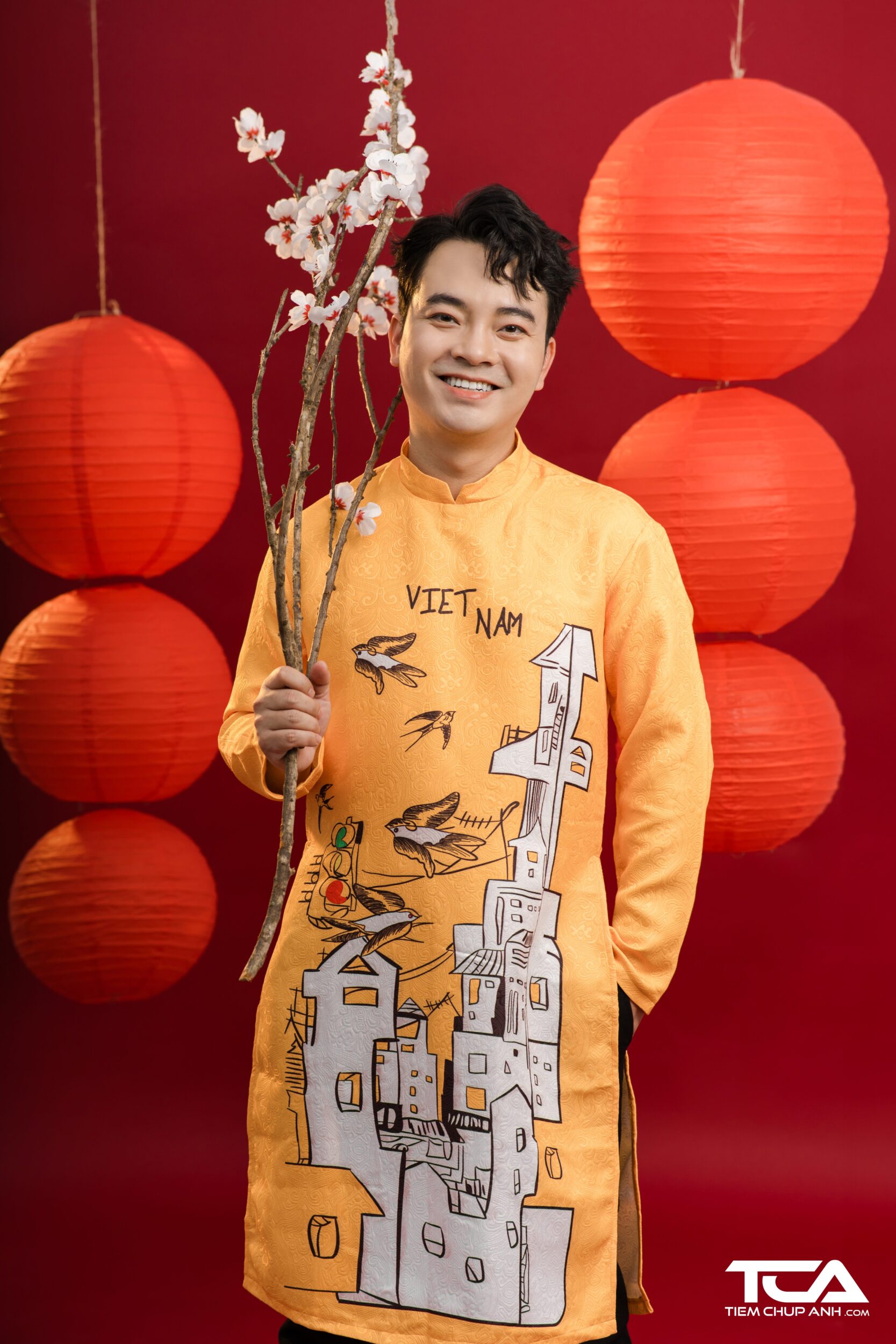 tạo dáng chụp ảnh tết tại nhà