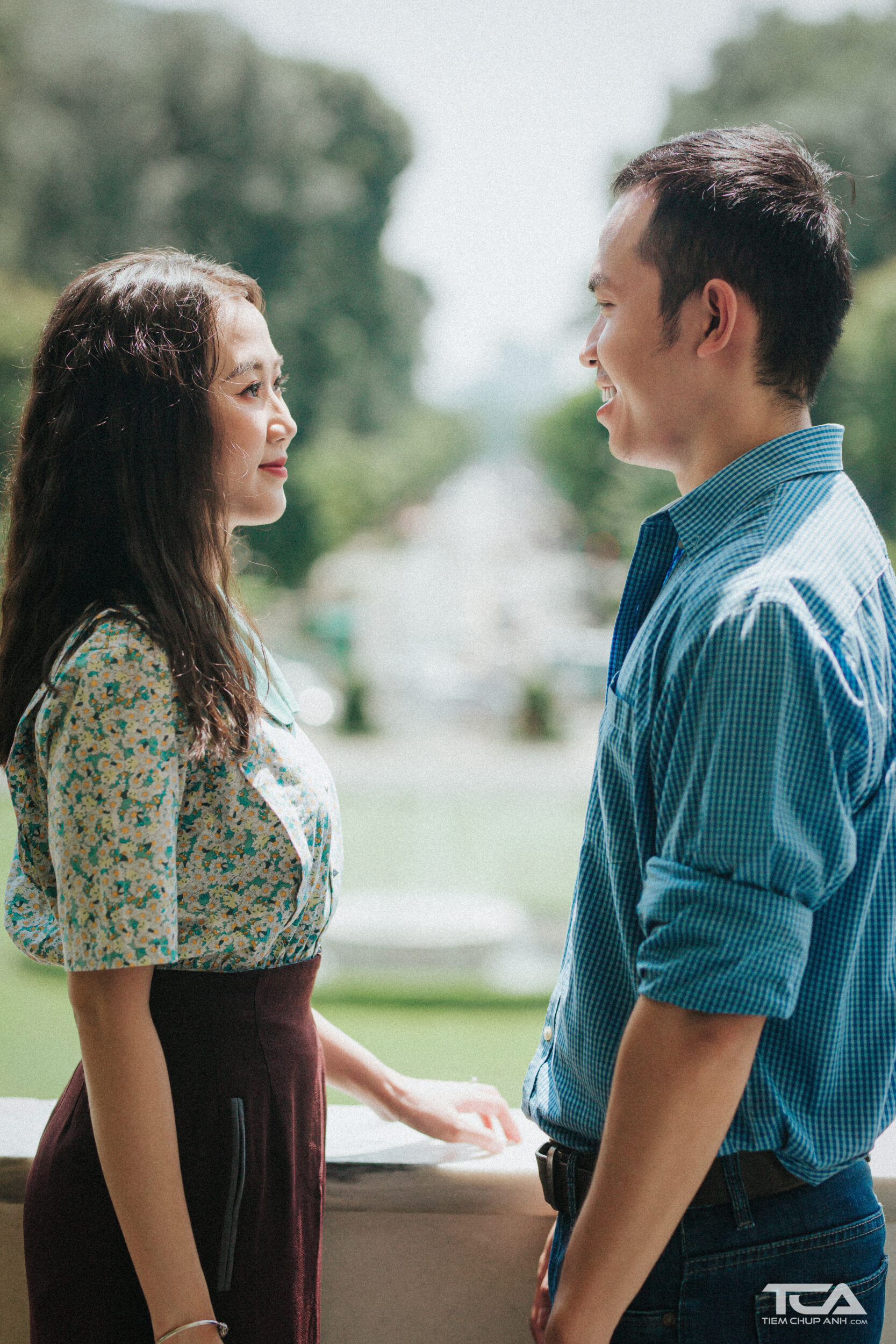 cách tạo dáng với người yêu