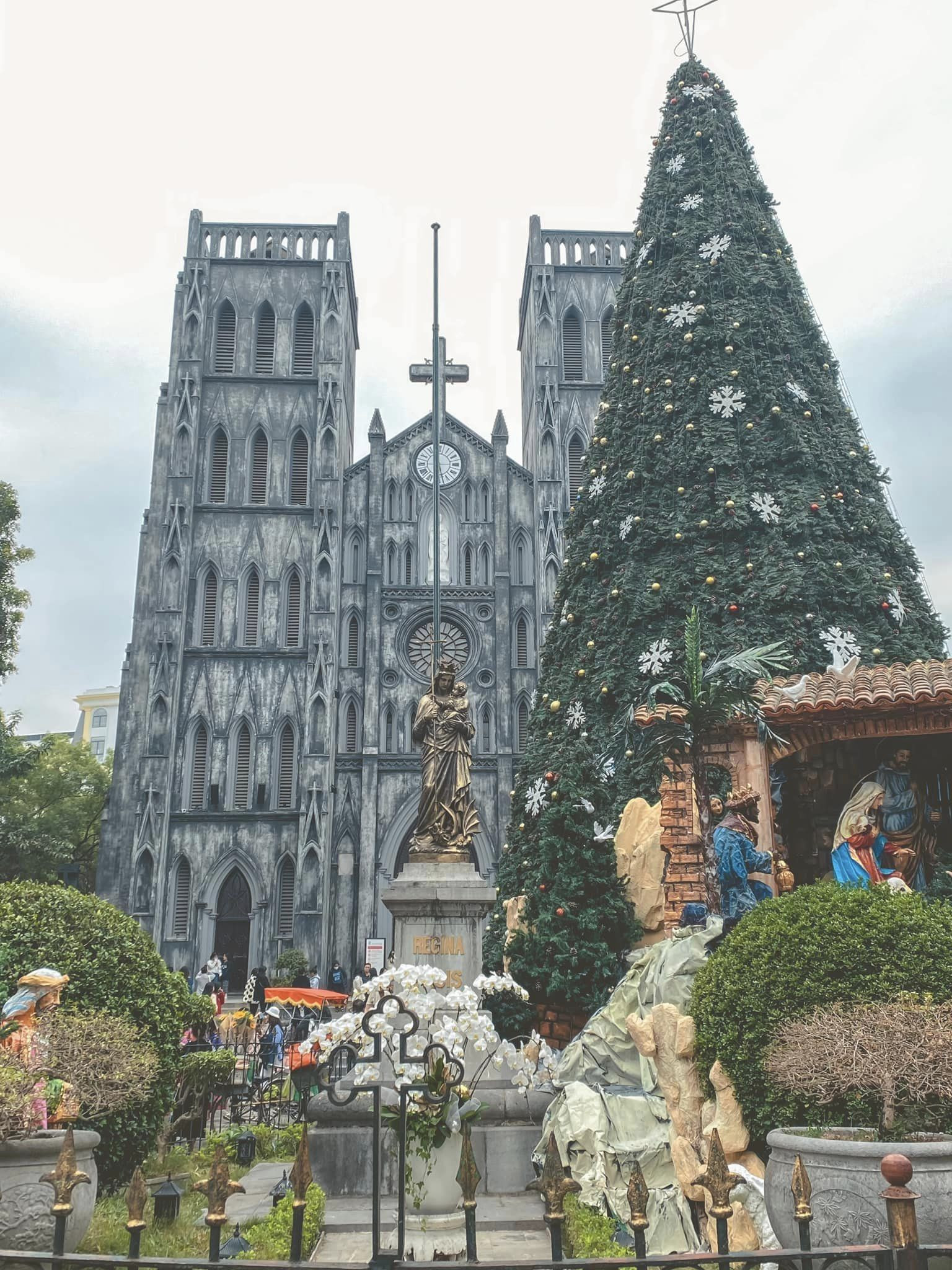 những nơi đi chơi noel ở hà nội