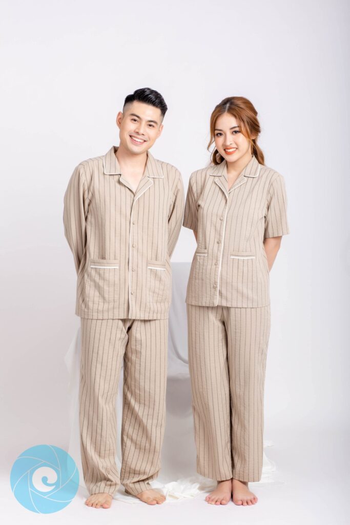 cách chụp ảnh sản phẩm quần áo