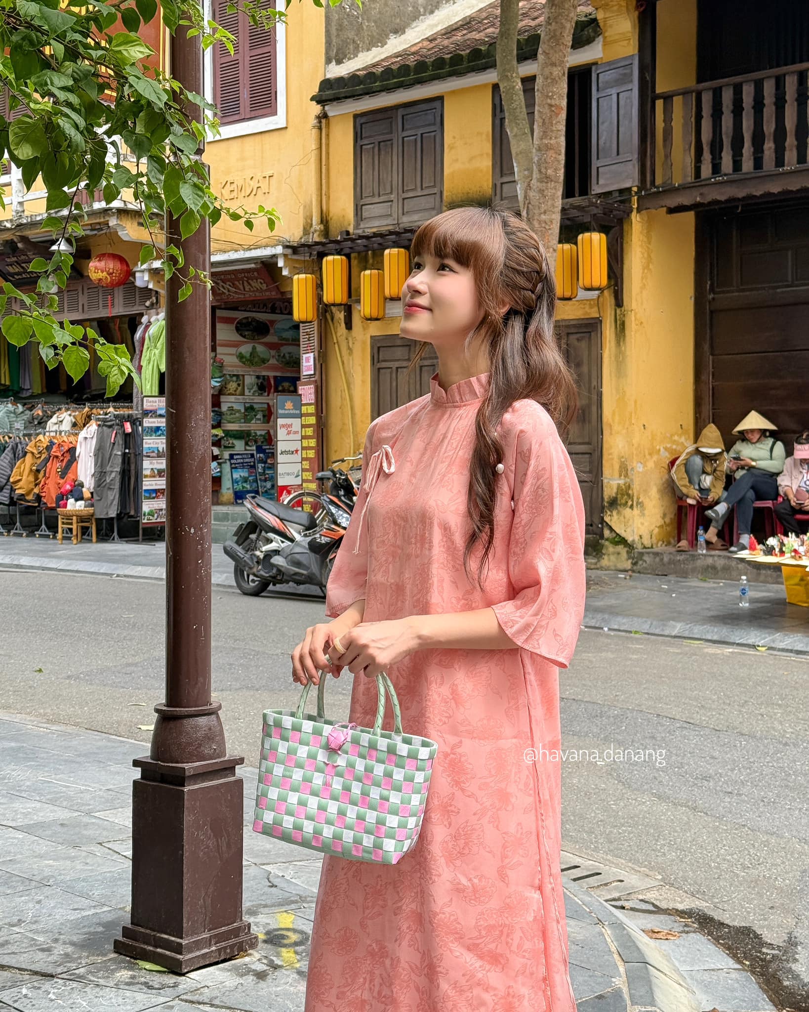 thuê áo dài chụp tết