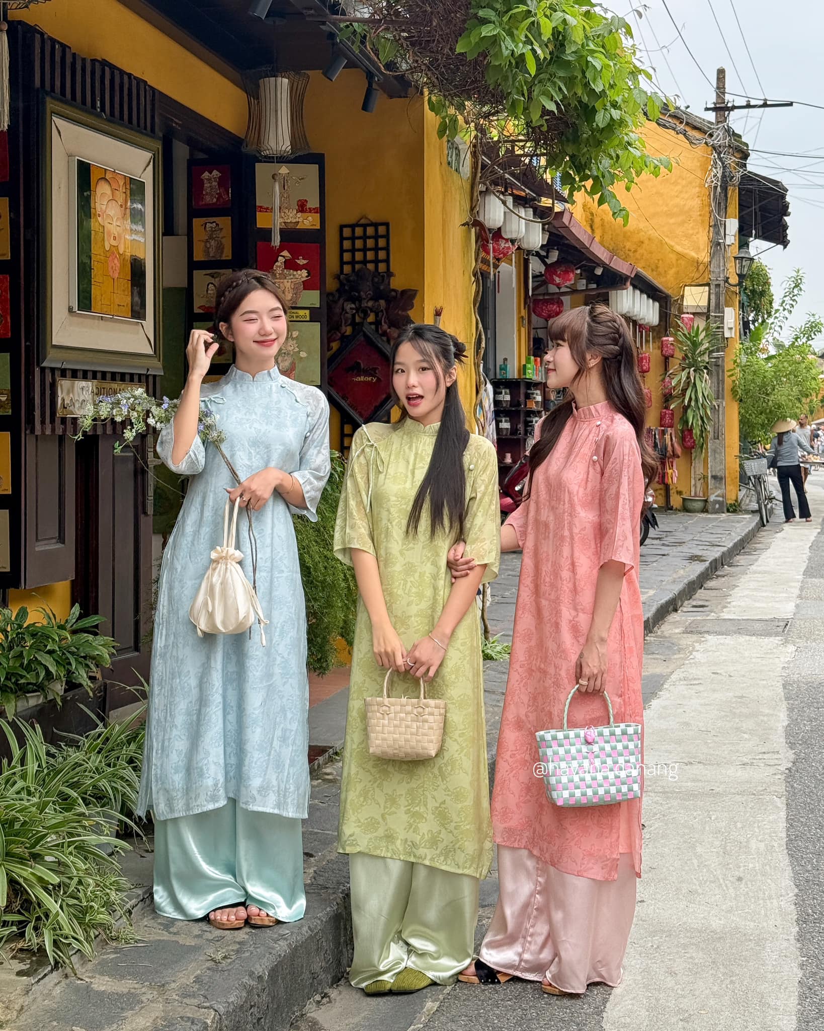 thuê áo dài chụp tết