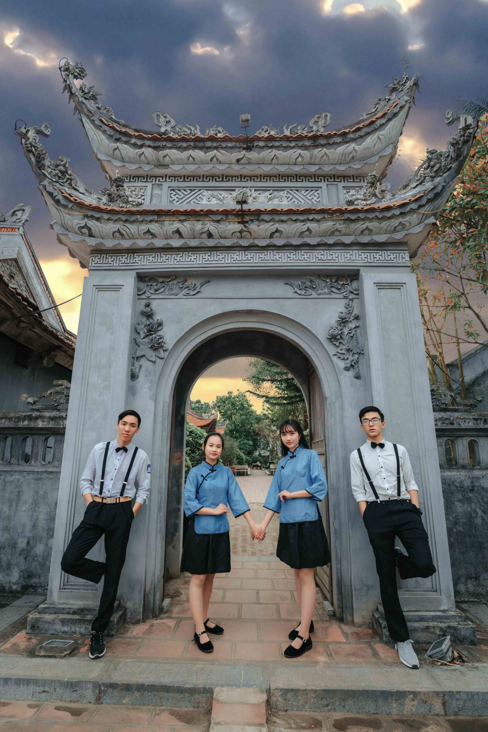 kỷ yếu bến thượng hải