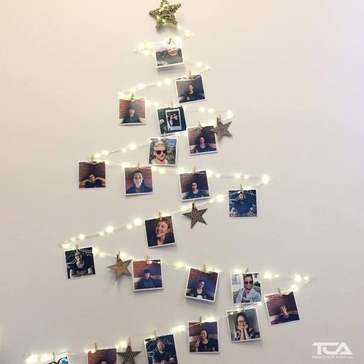 cách trang trí đèn phòng noel trên tường