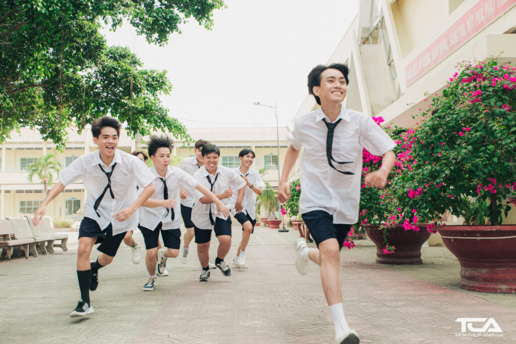thuê đồng phục học sinh nam Thái Lan