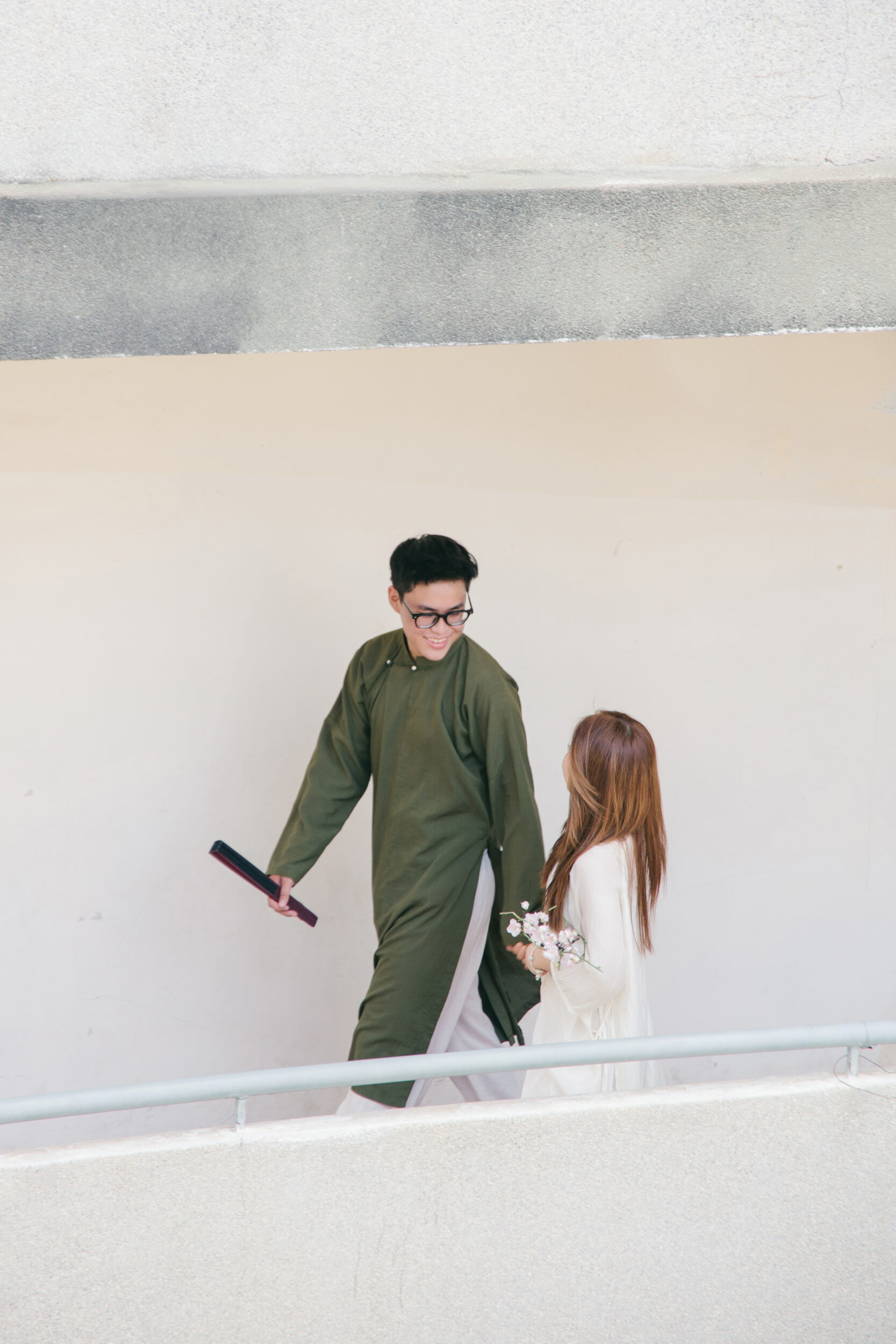 cách tạo dáng cho cặp đôi