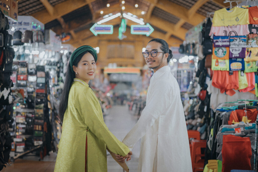 kiểu chụp hình với người yêu