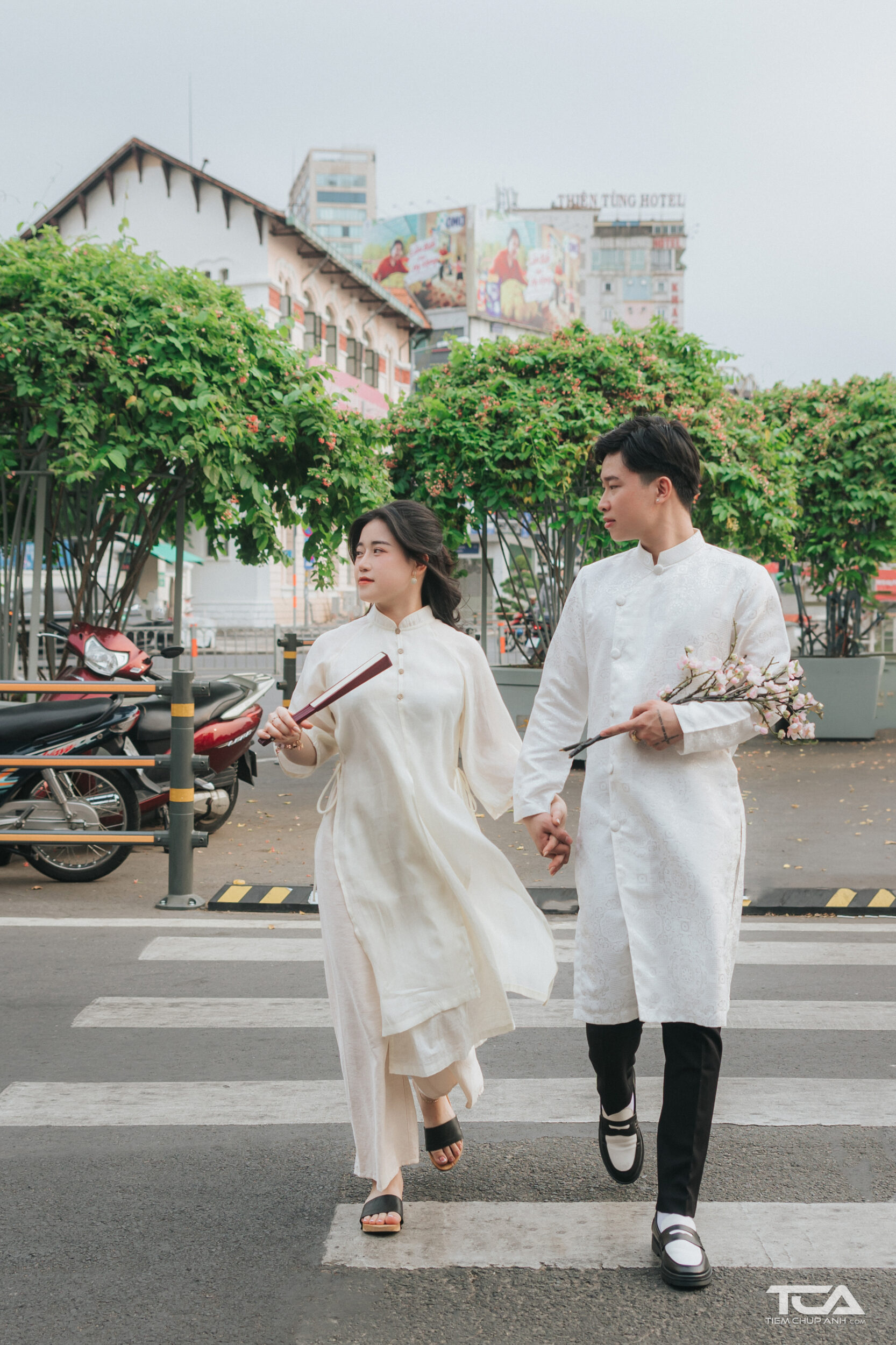 các kiểu tạo dáng chụp ảnh với người yêu