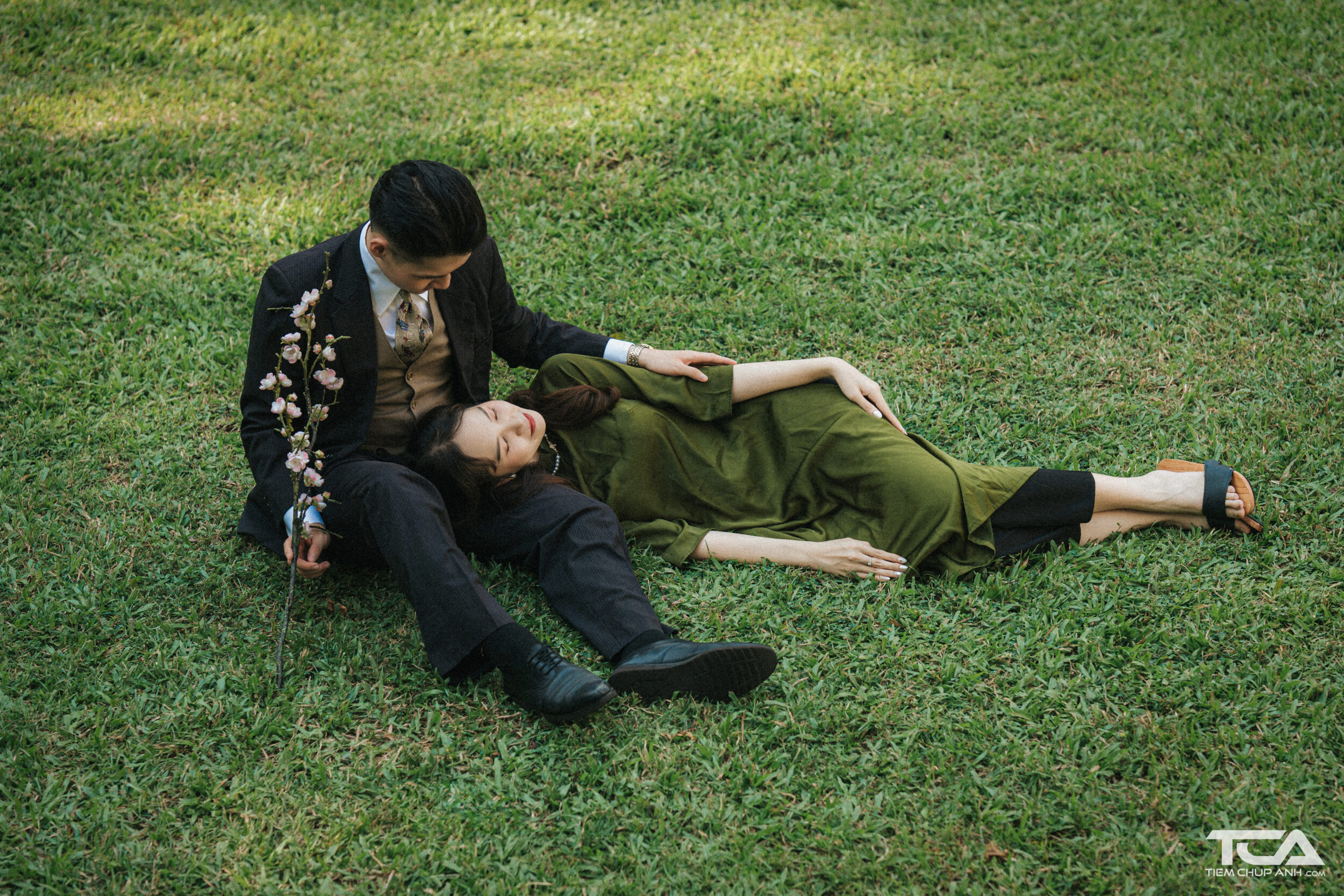 cách tạo dáng chụp couple