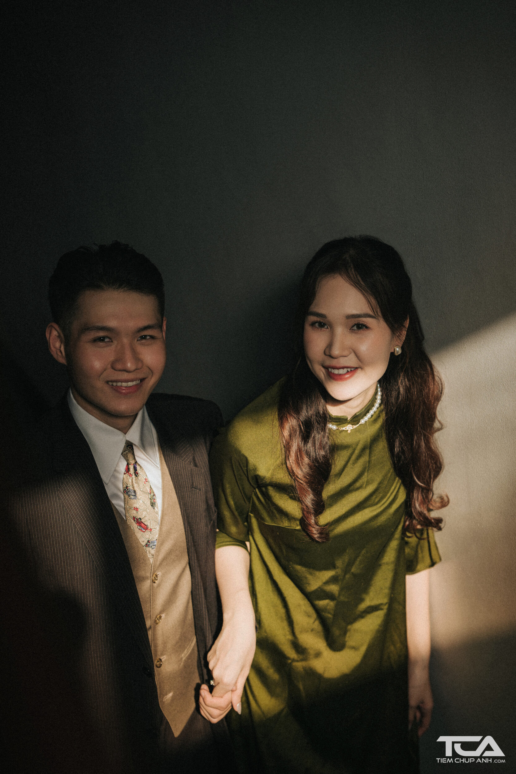 cách tạo dáng chụp ảnh couple