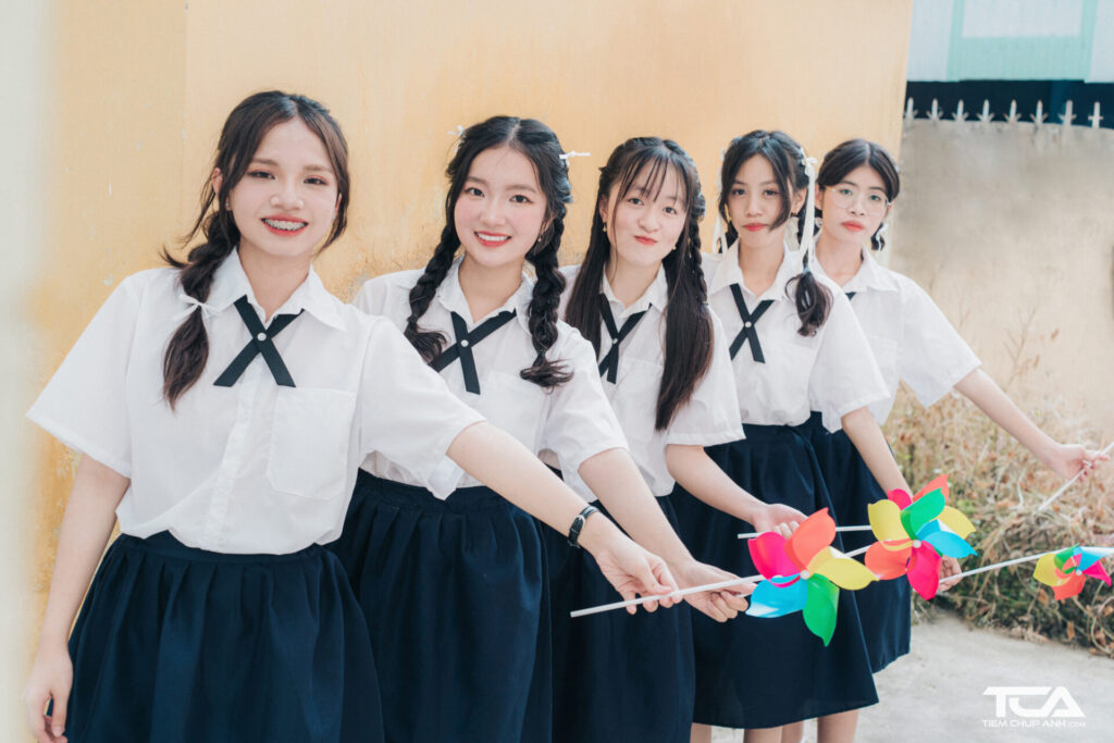 đồng phục học sinh Thái Lan