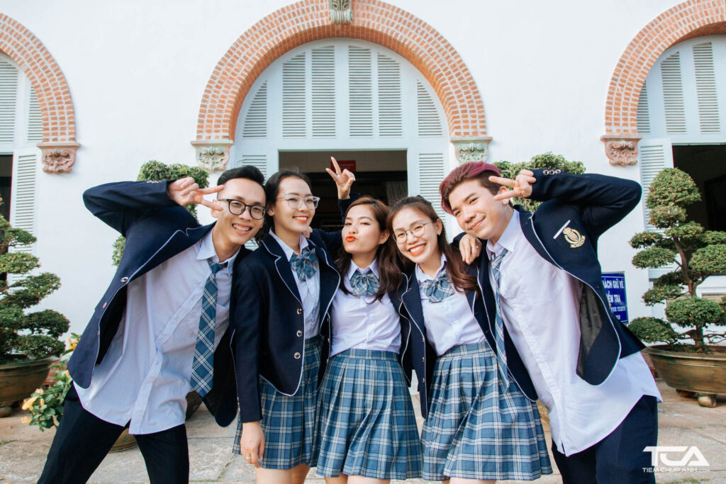 những kiểu chụp hình tập thể đẹp