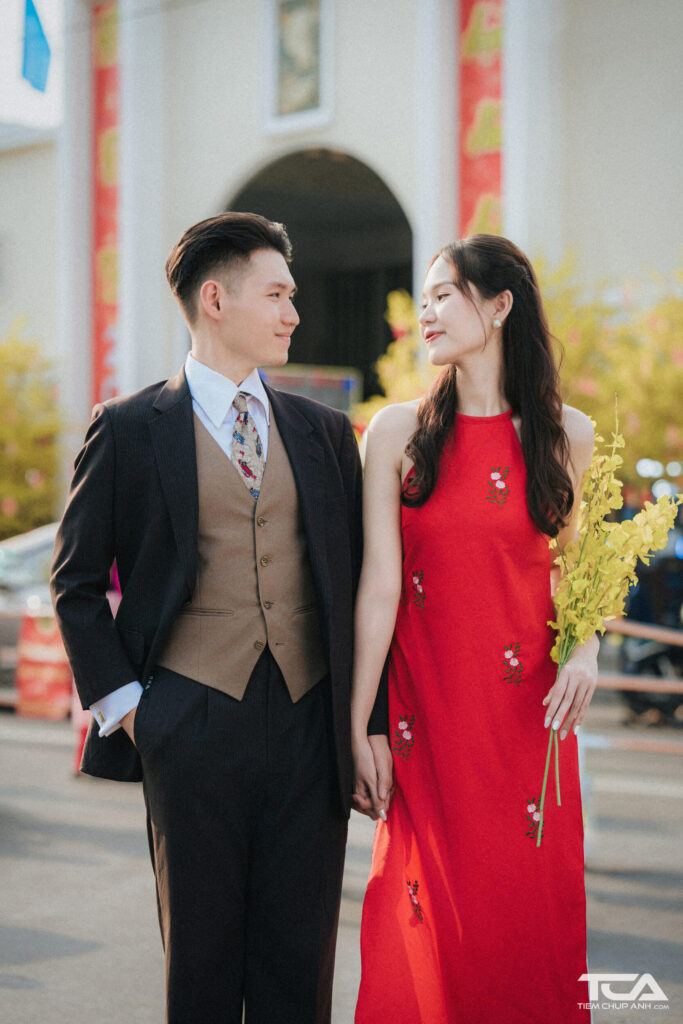 kiểu chụp hình nắm tay