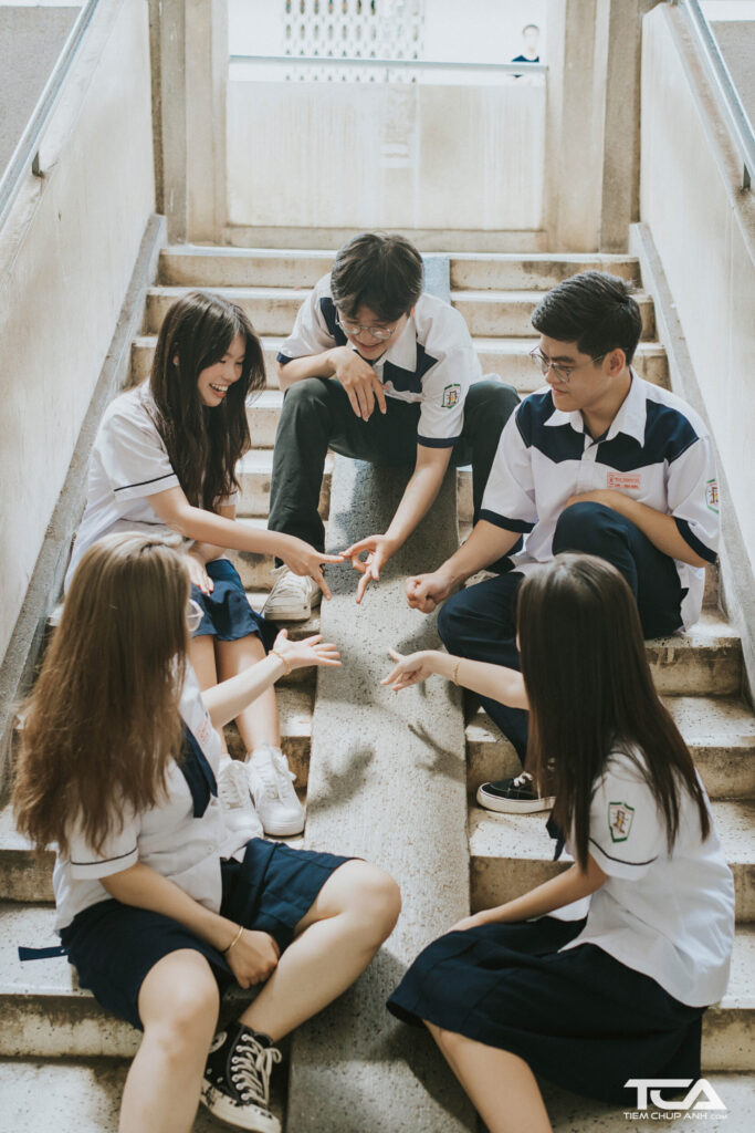 dáng chụp tập thể
