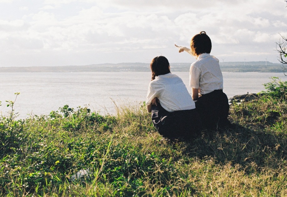 chụp hình đôi bạn thân nữ