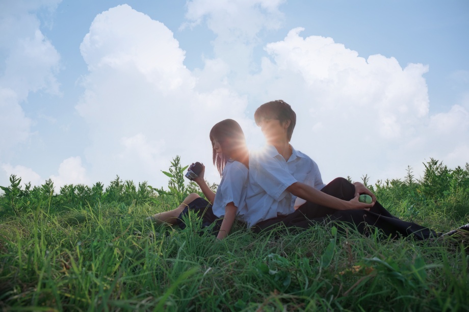 chụp ảnh cặp đôi học sinh cute