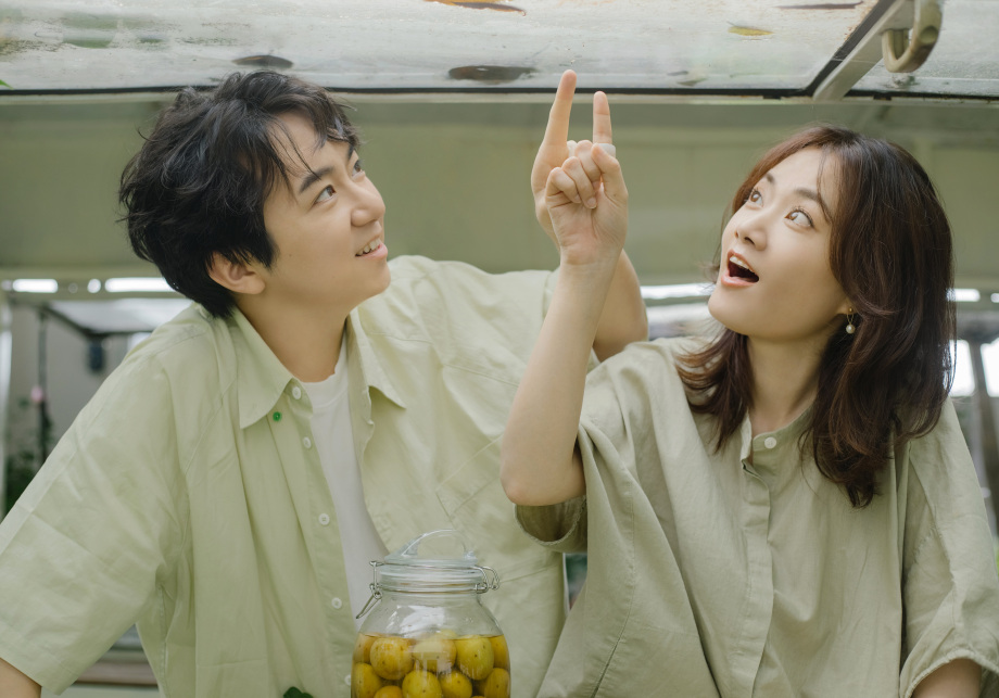 cách tạo dáng chụp ảnh với người yêu,