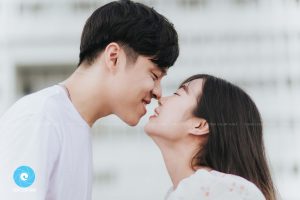 Các kiểu tạo dáng chụp ảnh đẹp cho cặp đôi