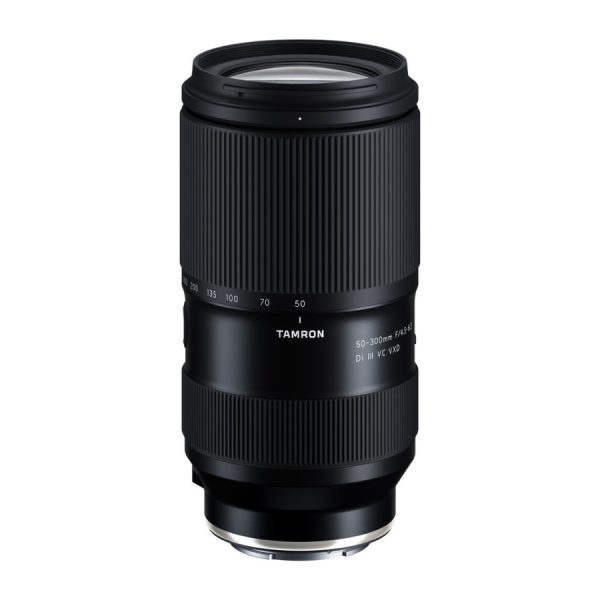 Tamron-50–300mm-f-4.5–6.3-Di-III-VC-VXD