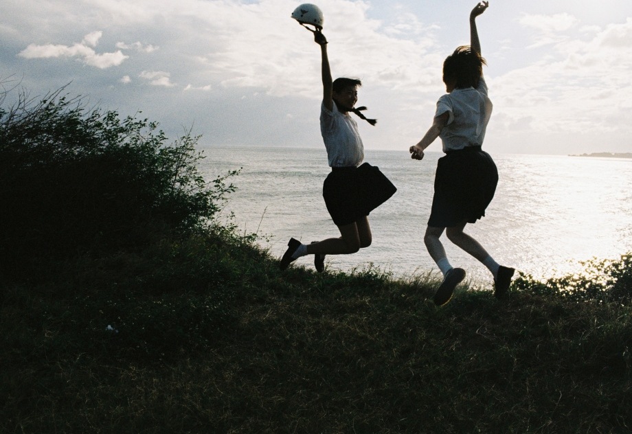 chụp ảnh đôi bạn thân