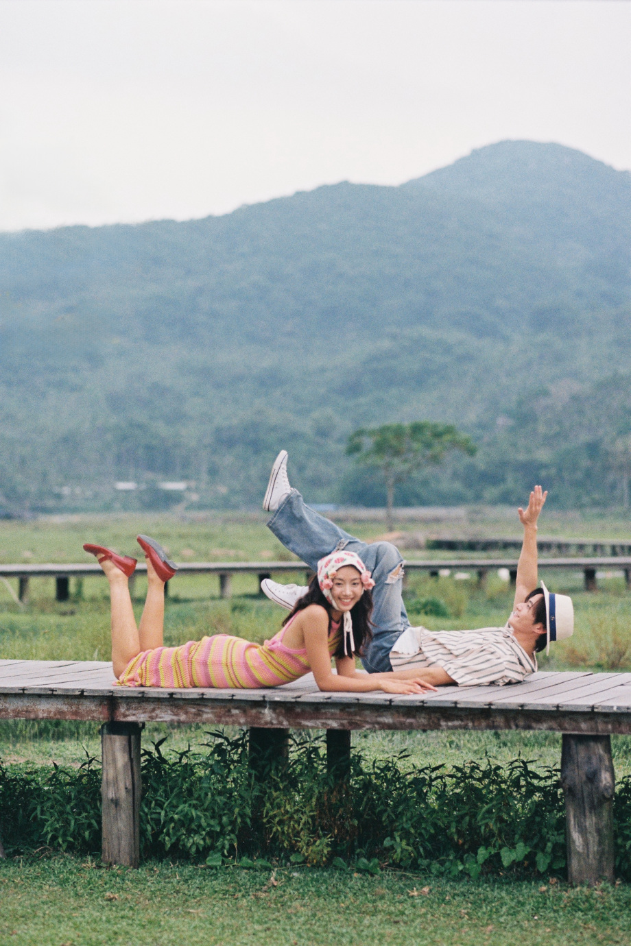 Chụp ảnh với người yêu