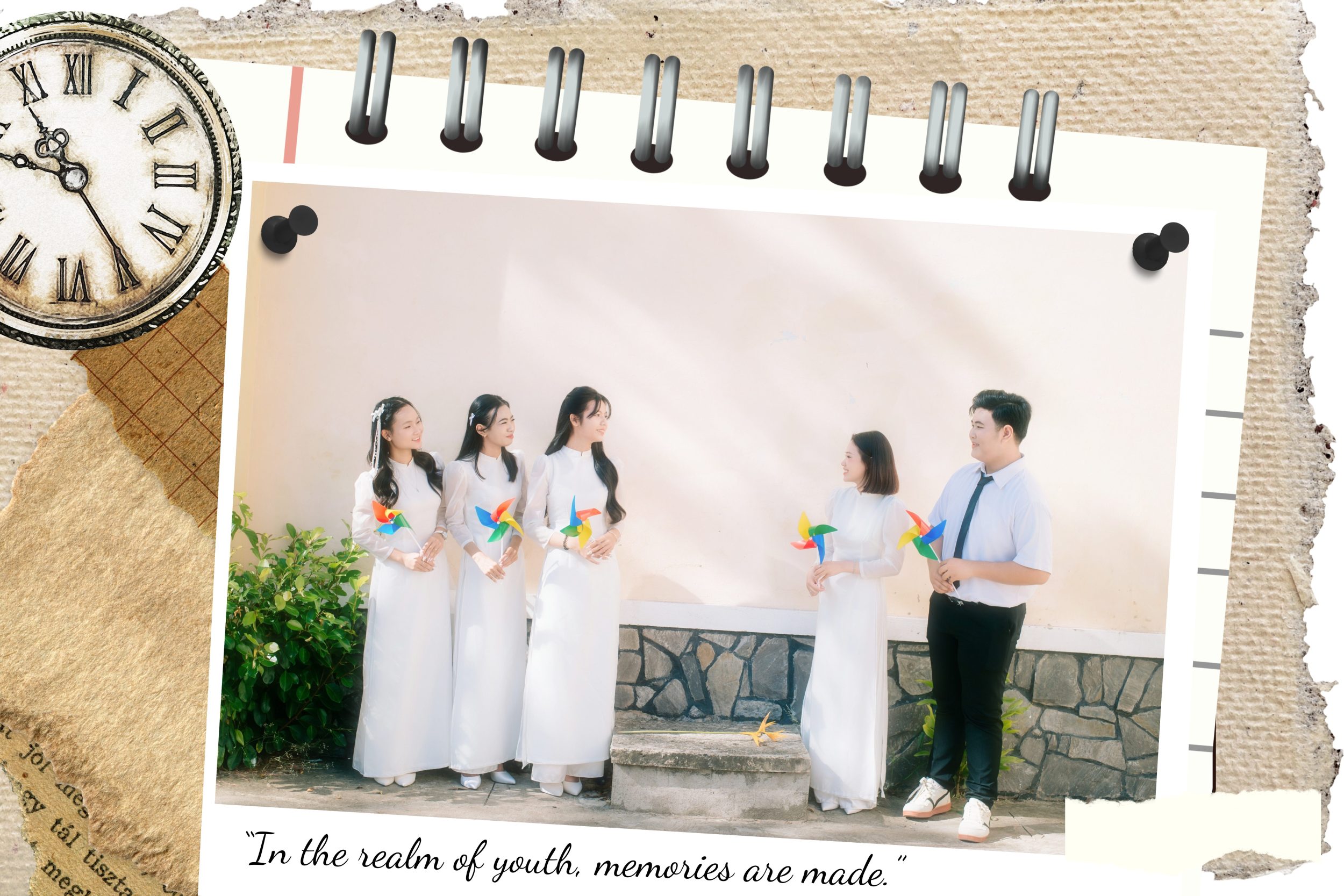 tạo dáng chụp áo dài kỷ yếu